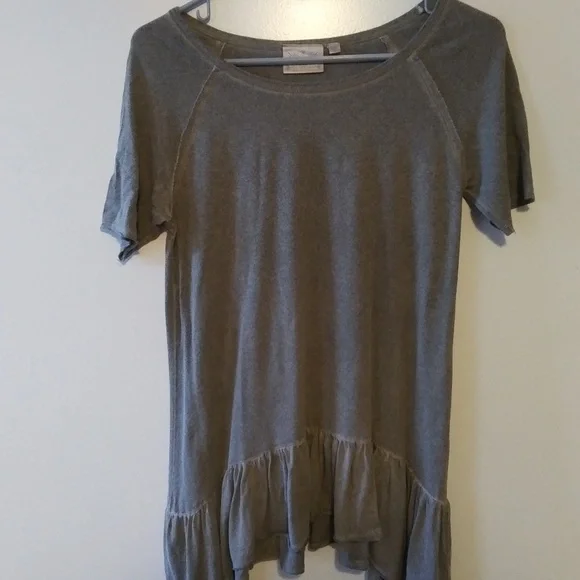 Dantelle ruffled shirt gray size small raw edges - Picture 1 of 8